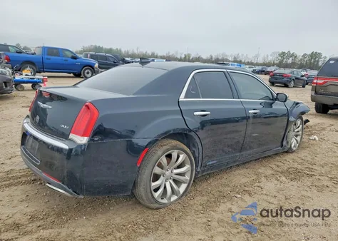 2018 Chrysler 300 Limited z USA, uszkodzony, nr VIN 2C3CCAEG9JH136869